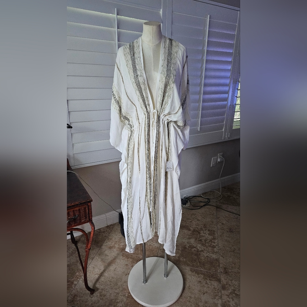 Free People White and Gold Kimono